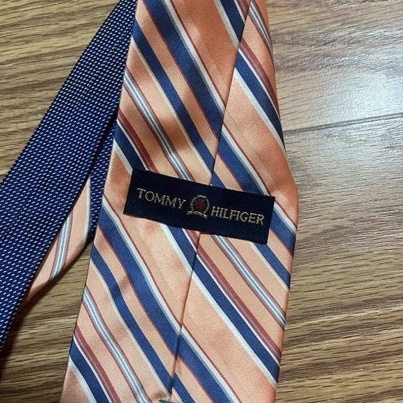 Tommy Hilfiger Tie - Picture 3 of 4